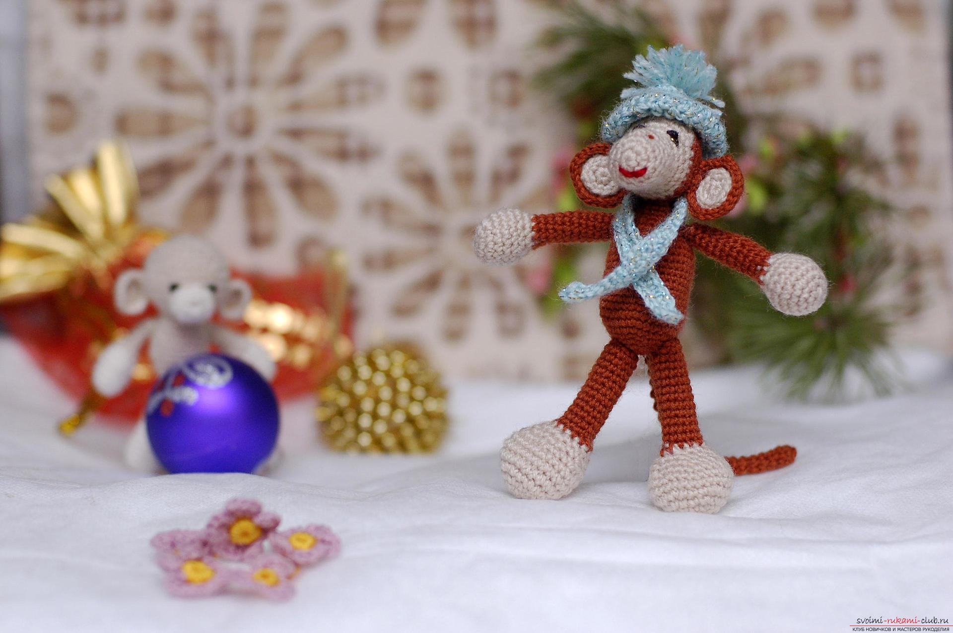 Мастер-класс изготовления игрушки своими руками для начинающих вязать крючком – обезьянка на новый год.. Фото №24